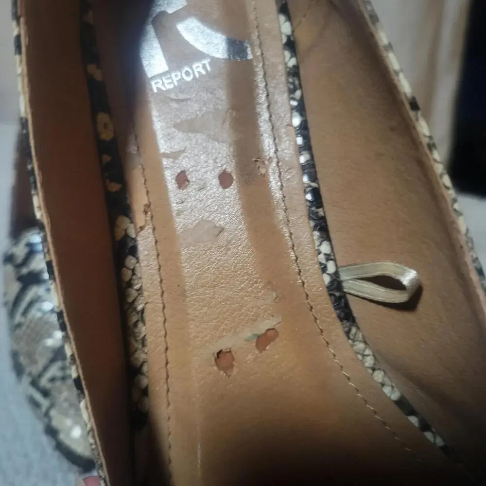 Report Faux Leather Textured Snakeskin Print Point Toe Loafer Flat - Size 7.5